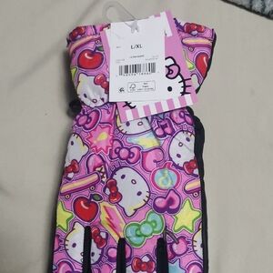 Hello Kitty snow gloves